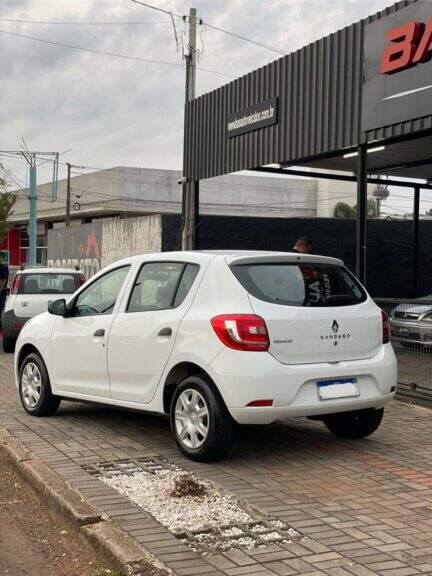 Renault Sandero AUTH 10 2019